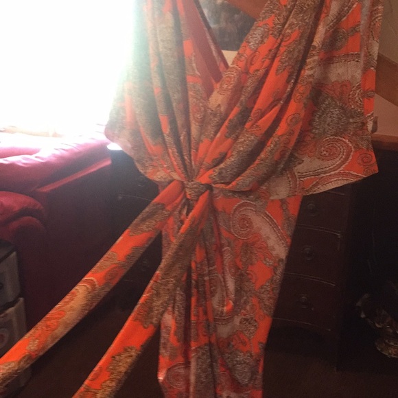 Vibrant semi-formal maxi dress - Picture 3 of 4